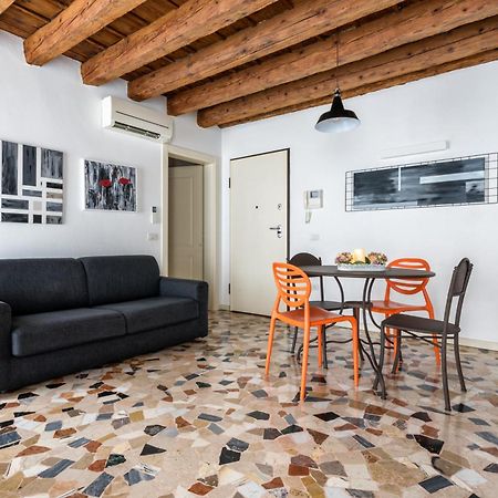 Lovely Apartment In 维琴察 外观 照片