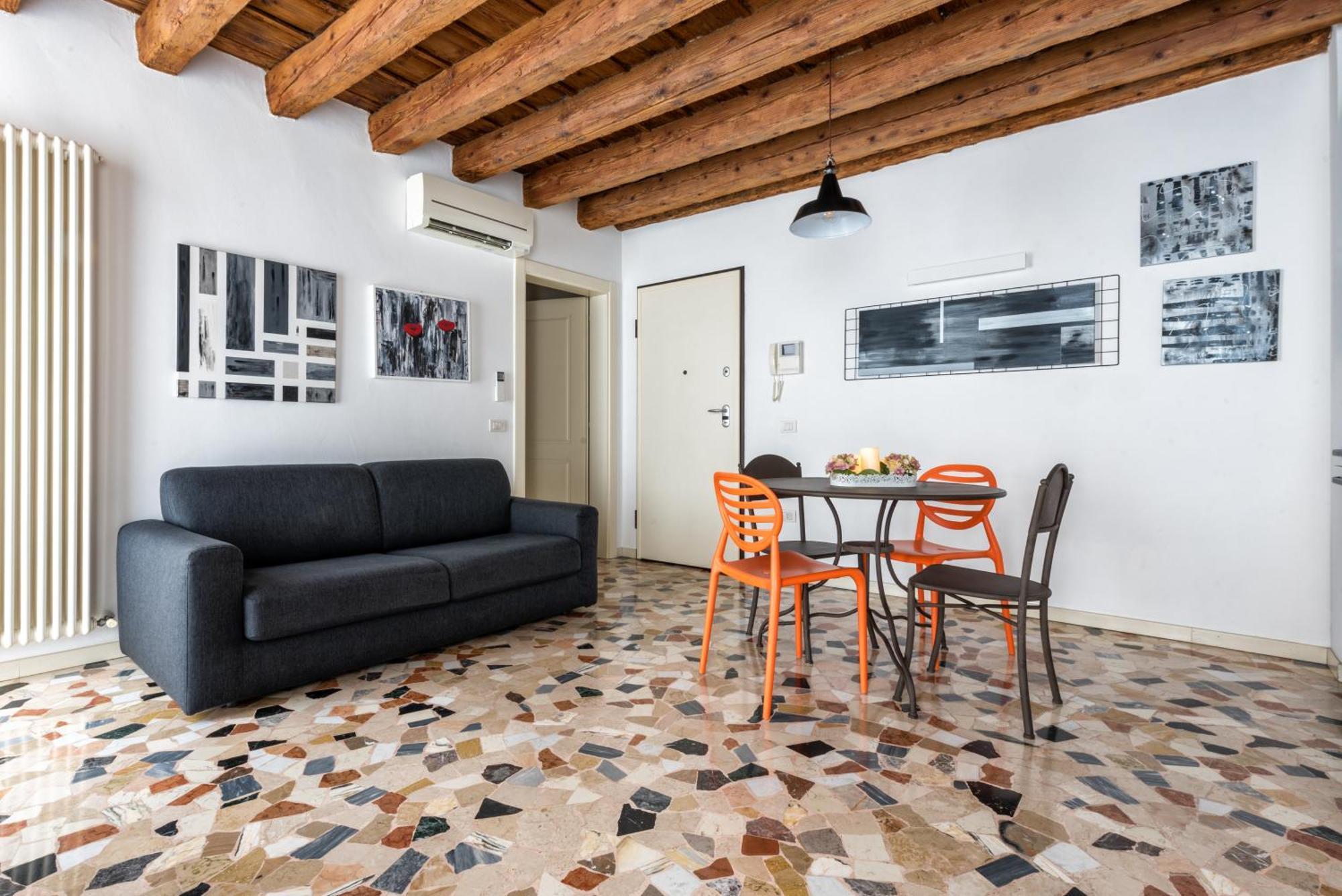 Lovely Apartment In 维琴察 外观 照片