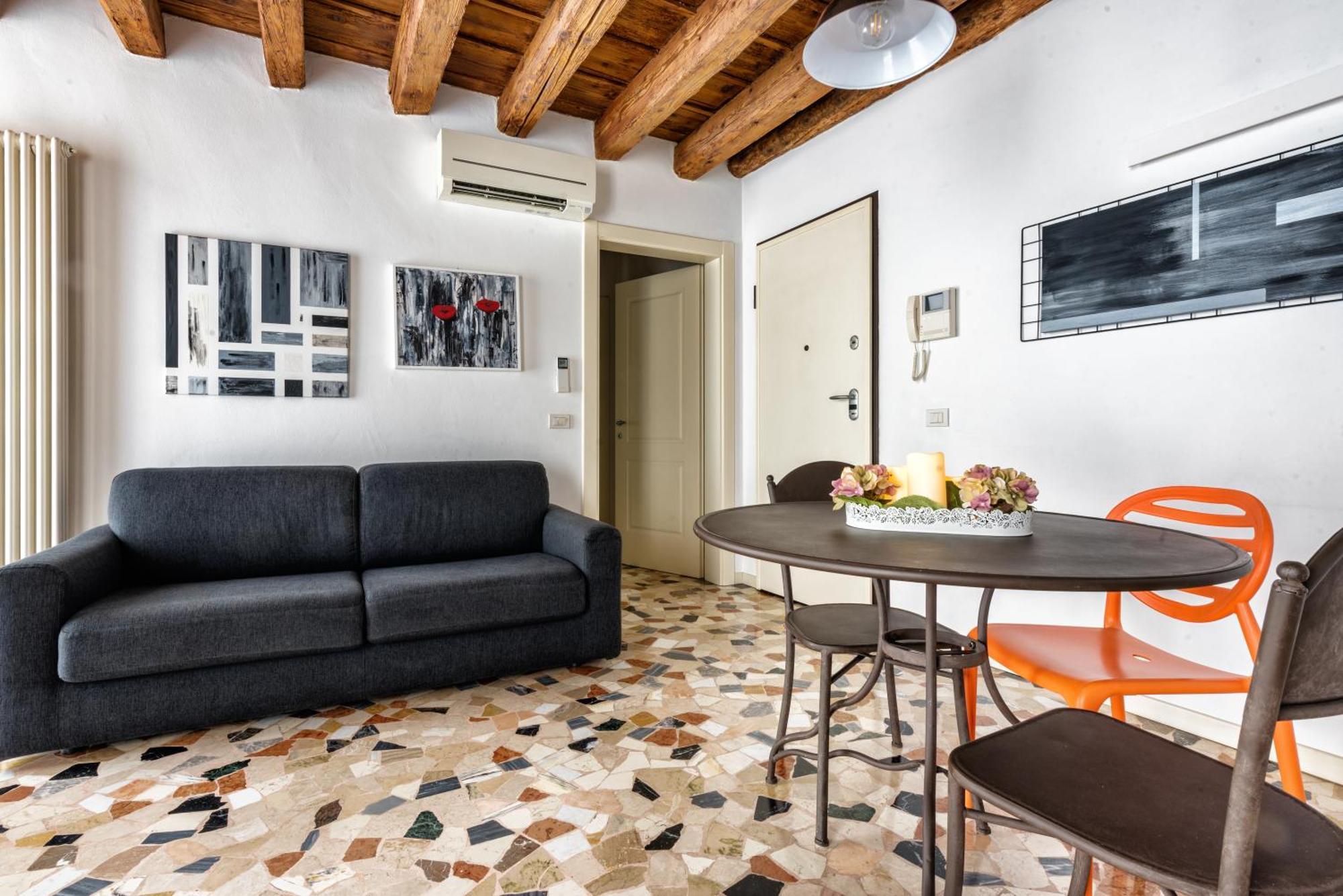 Lovely Apartment In 维琴察 外观 照片